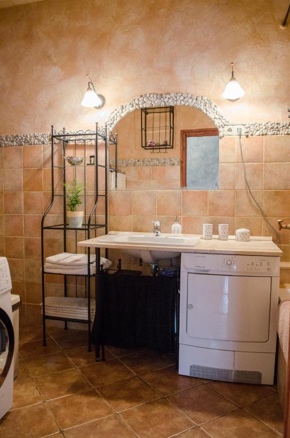 Appartamento Kőház Apartman Veszprém Esterno foto