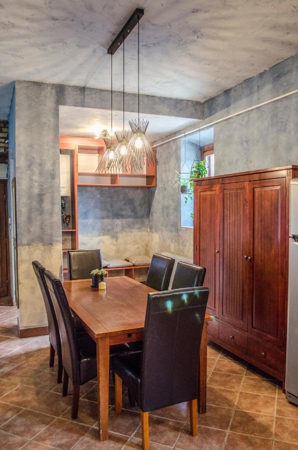 Appartamento Kőház Apartman Veszprém Esterno foto